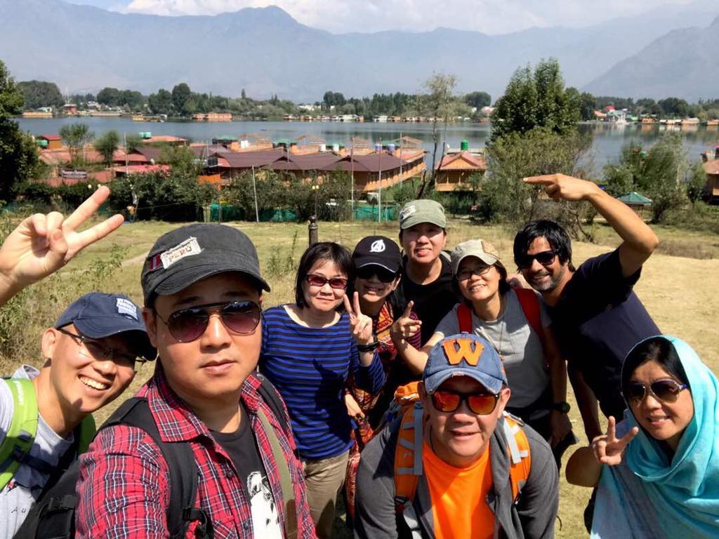 Akbar Group Of Heritage Houseboats Nagin Bagh Exteriör bild
