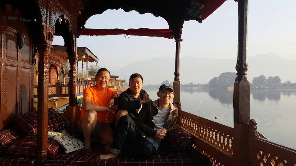 Akbar Group Of Heritage Houseboats Nagin Bagh Exteriör bild