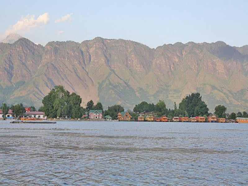 Akbar Group Of Heritage Houseboats Nagin Bagh Exteriör bild